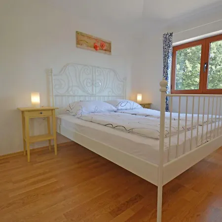 Elia-6 Apartament *